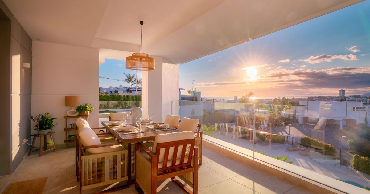 Apartamento en Planta Media en Marbella, Marbella, 2/12