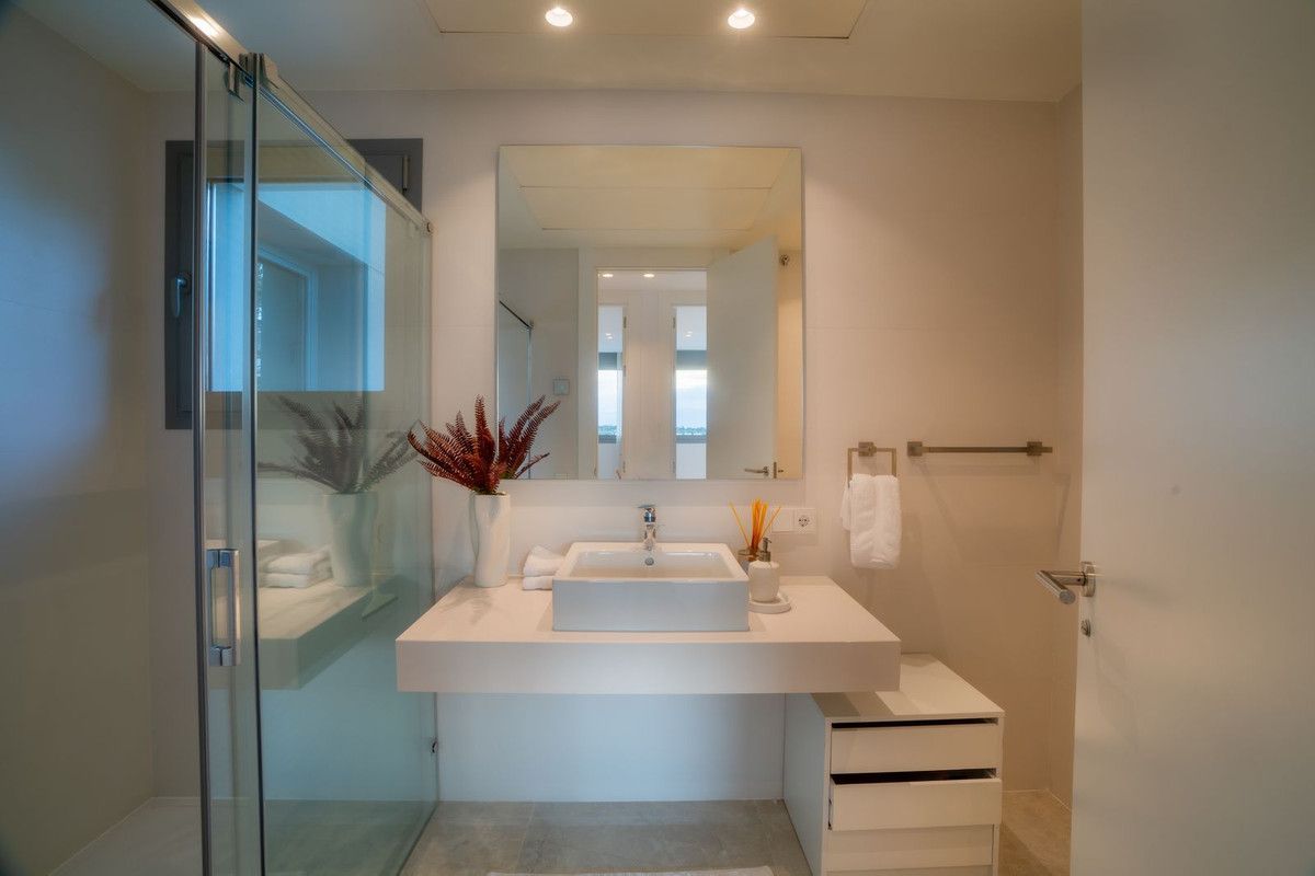 Apartamento en Planta Media en Marbella, Marbella, 12/12