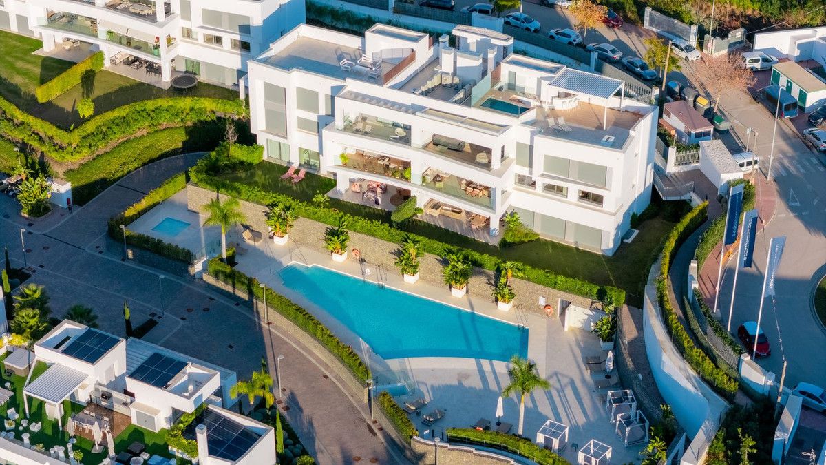 Apartamento en Planta Media en Marbella, Marbella, 3/12