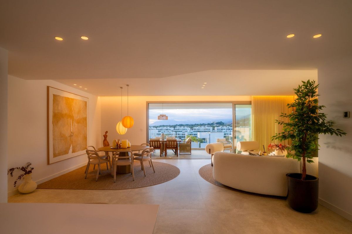 Apartamento en Planta Media en Marbella, Marbella, 8/12
