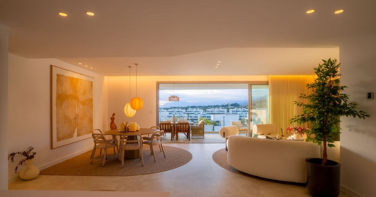 Apartamento en Planta Media en Marbella, Marbella, 8/12
