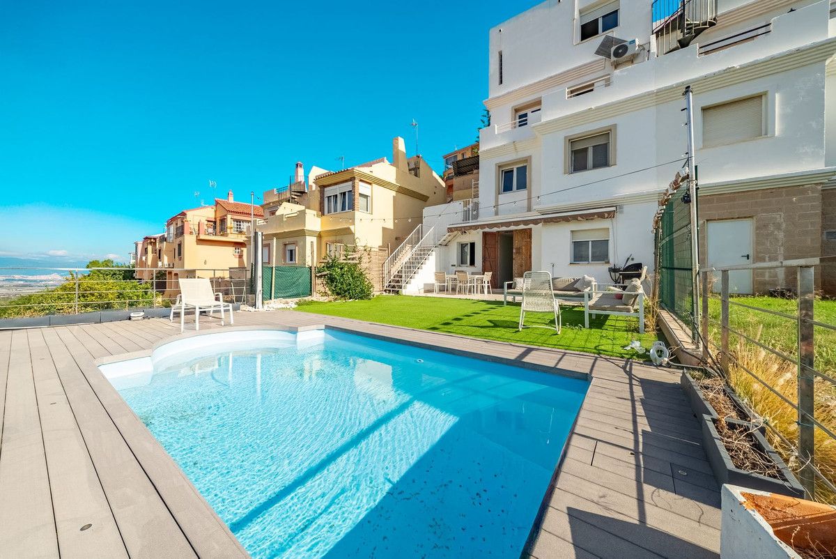 Halfvrijstaande woning in Alhaurín de la Torre, Alhaurín de la Torre, 4/12