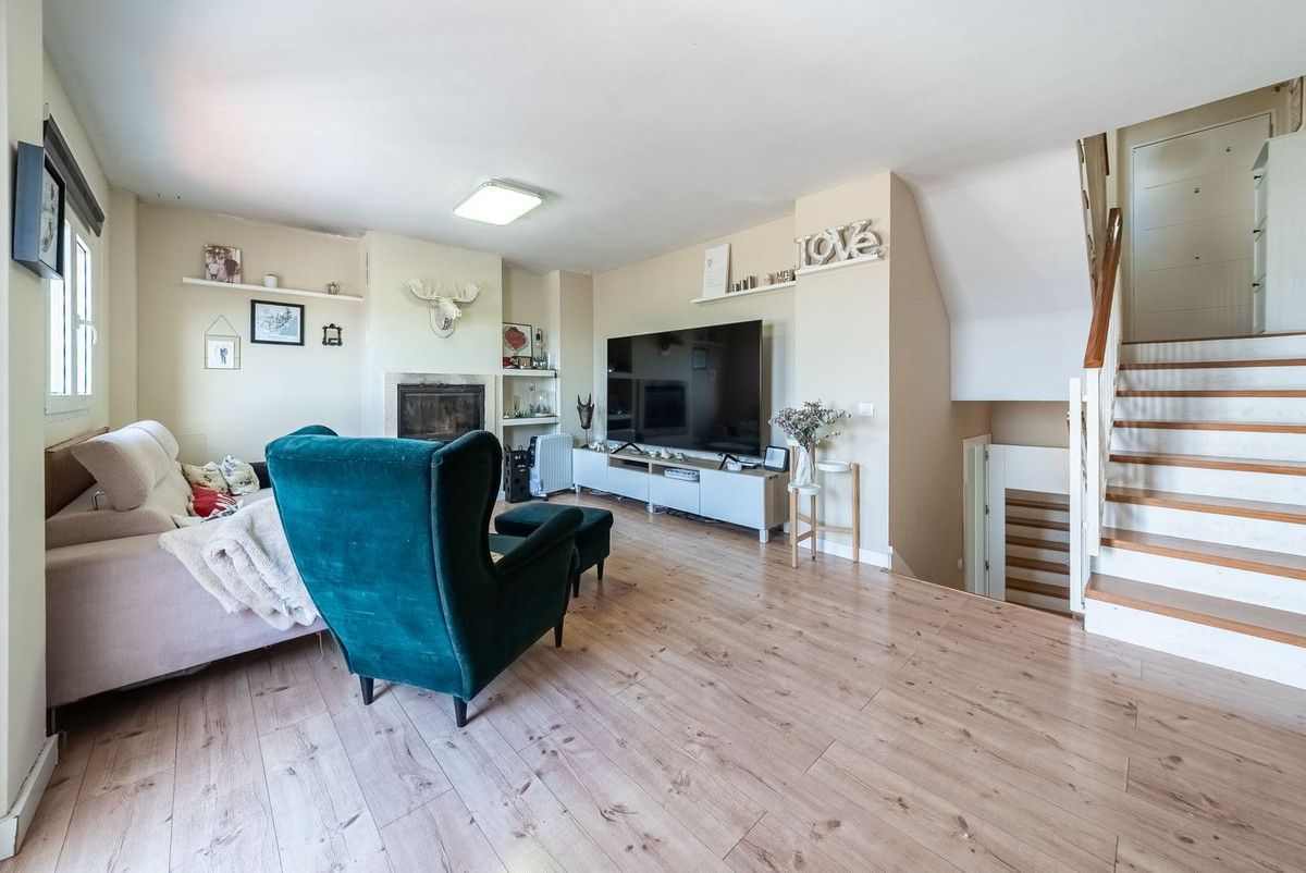 Halfvrijstaande woning in Alhaurín de la Torre, Alhaurín de la Torre, 8/12