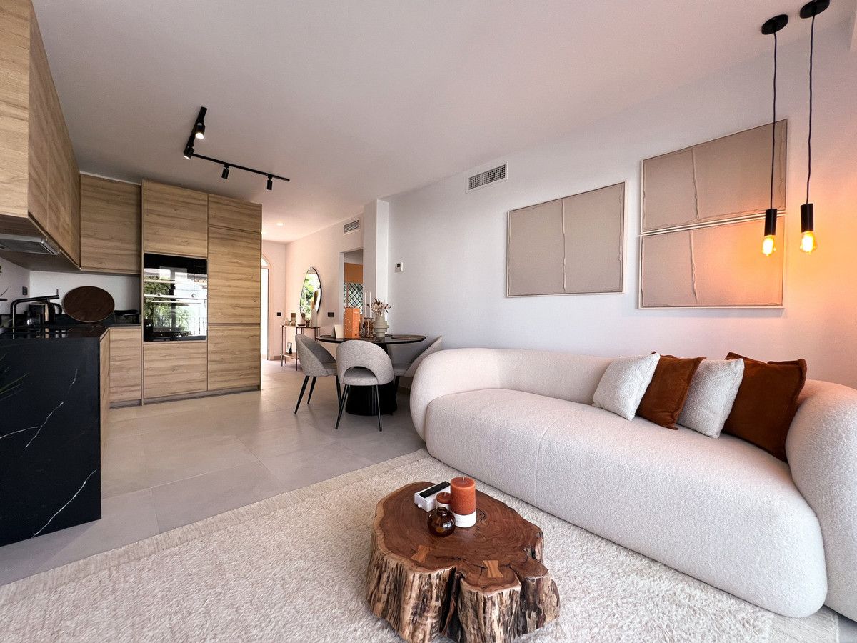Penthouse Duplex in Nueva Andalucía, Nueva Andalucía, 2/12