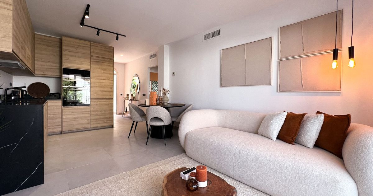 Penthouse Duplex in Nueva Andalucía, Nueva Andalucía, 2/12