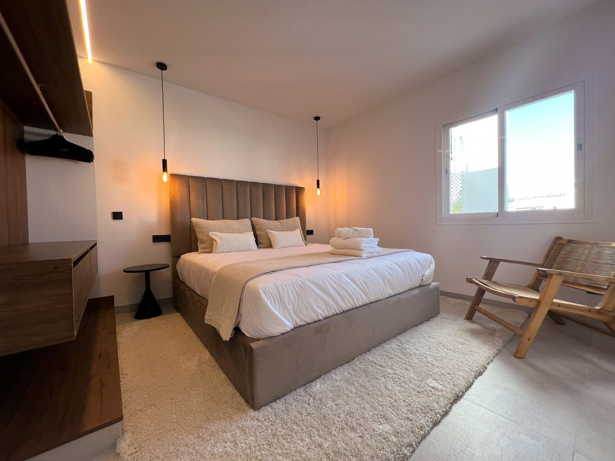 Penthouse Duplex in Nueva Andalucía, Nueva Andalucía, 10/12