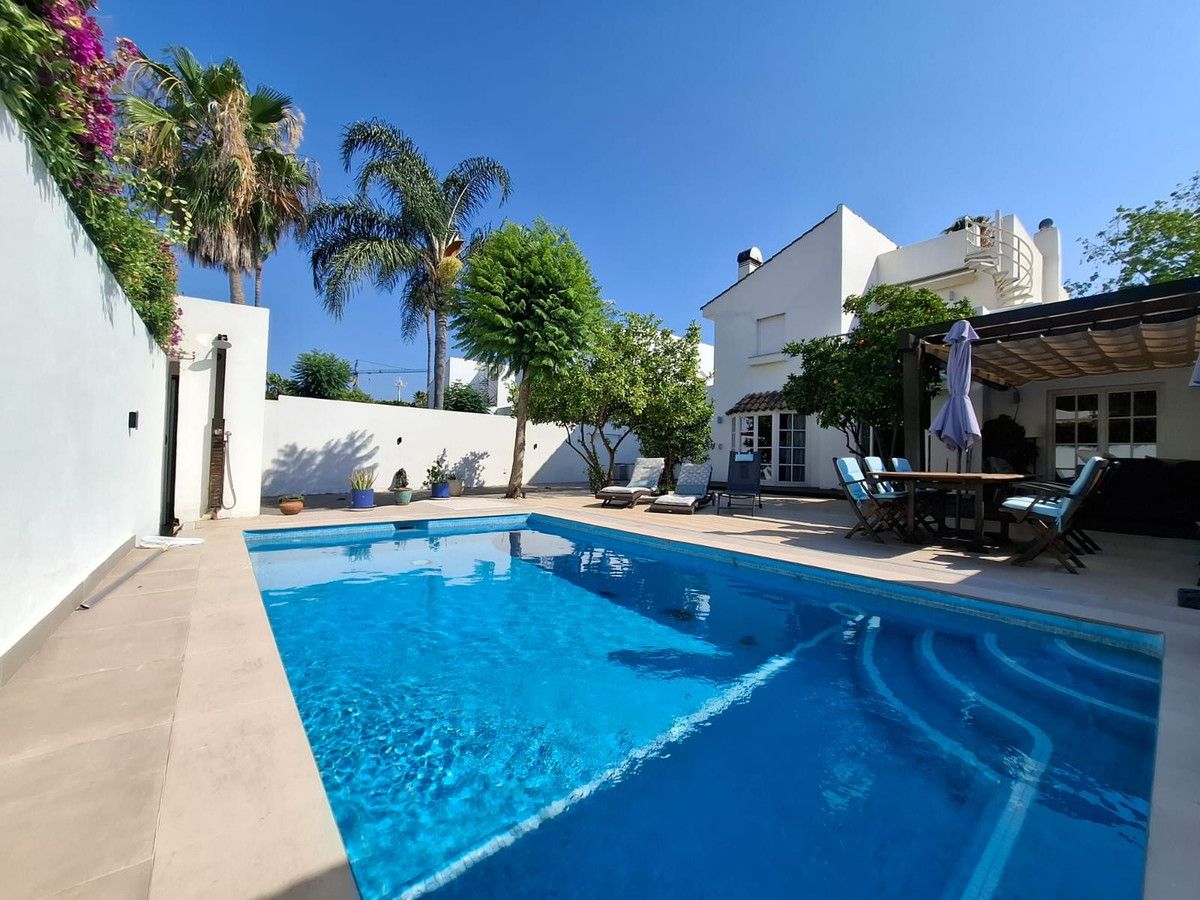 Freistehende Villa in Atalaya, Atalaya, 2/12