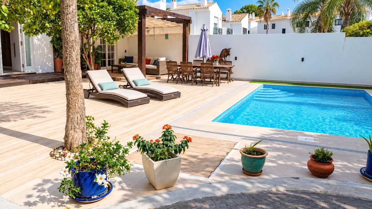 Freistehende Villa in Atalaya, Atalaya, 8/12