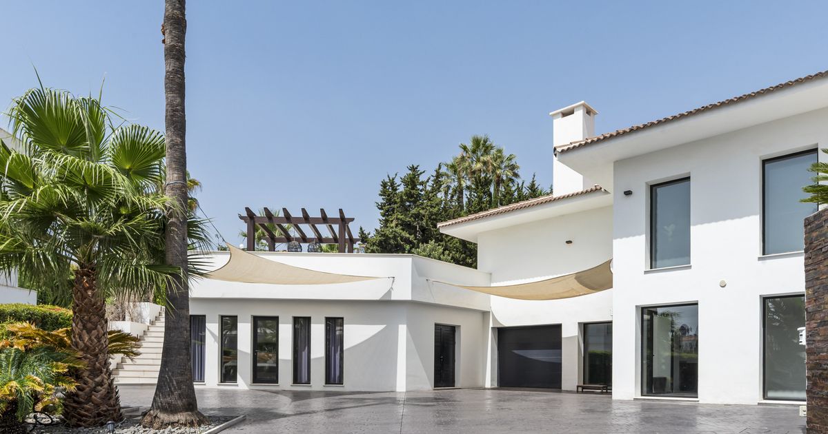 Villa in Nueva Andalucia, Nueva Andalucia, 3/12