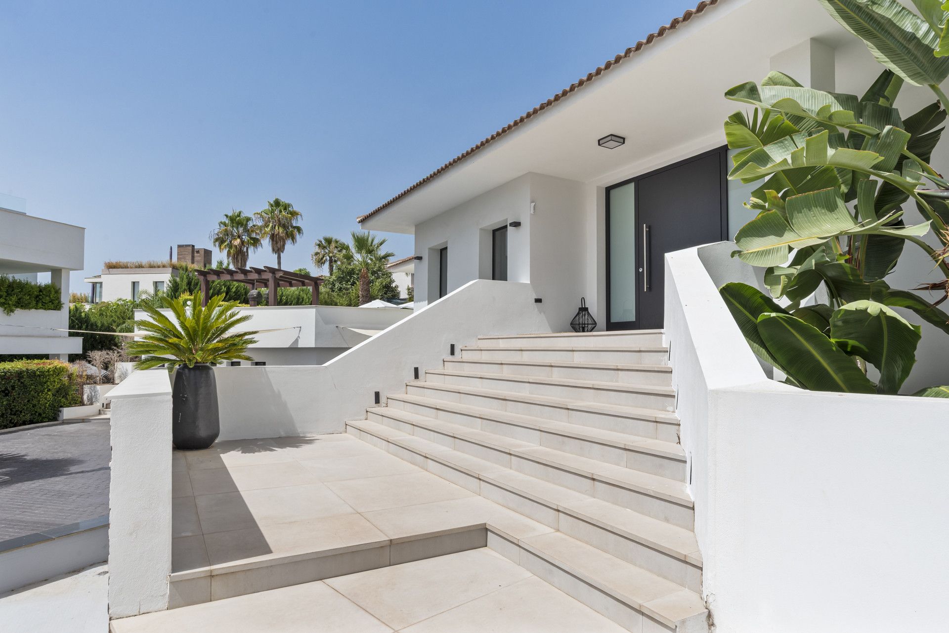 Villa in Nueva Andalucia, Nueva Andalucia, 4/12