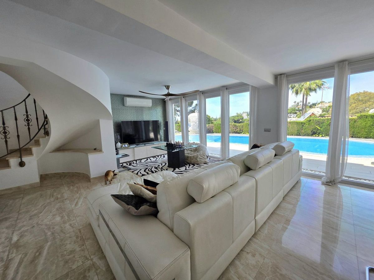 Freistehende Villa in Elviria, Elviria, 11/12
