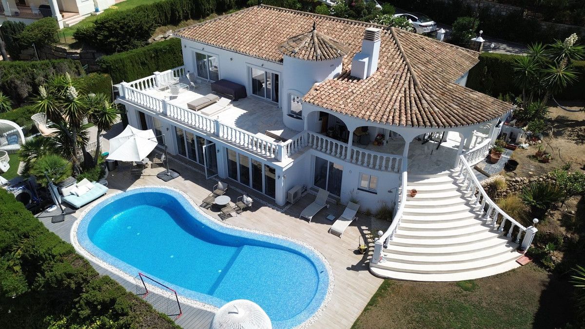 Freistehende Villa in Elviria, Elviria, 3/12