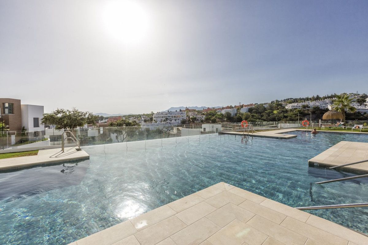 Apartamento en Planta Baja en Cabopino, Cabopino, 12/12