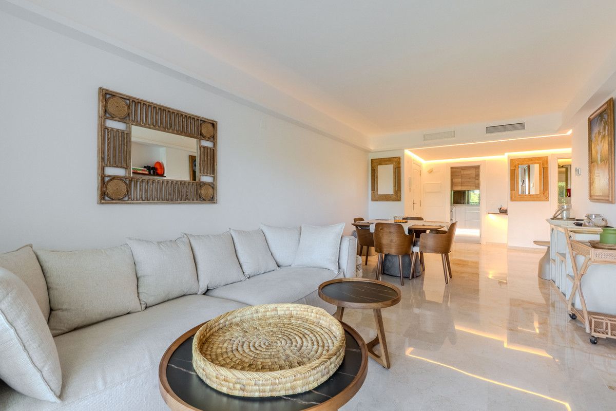 Appartement op de middelste verdieping in Puerto Banús, Puerto Banús, 1/12