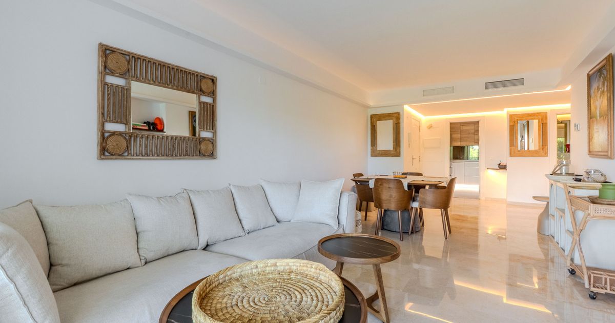 Appartement op de middelste verdieping in Puerto Banús, Puerto Banús, 1/12