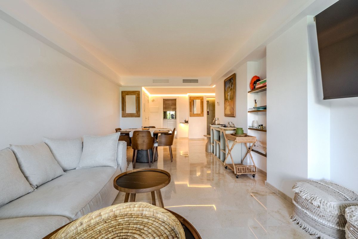 Appartement op de middelste verdieping in Puerto Banús, Puerto Banús, 2/12