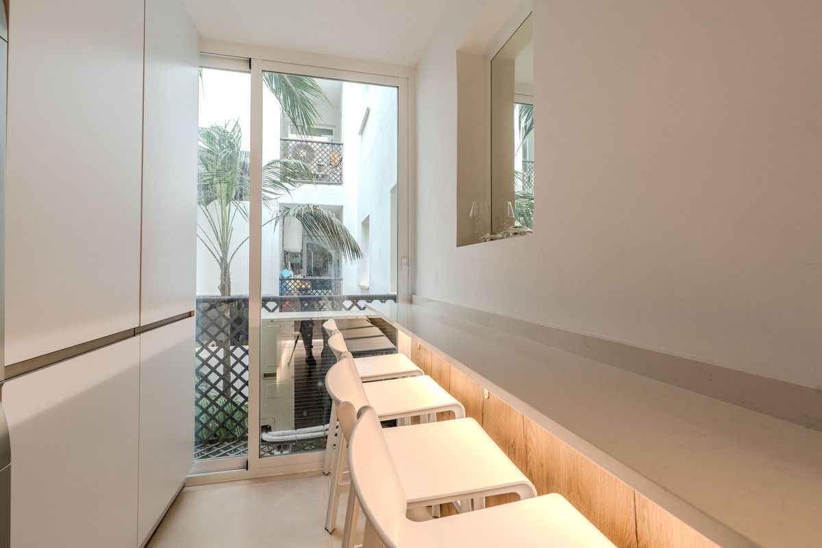 Appartement op de middelste verdieping in Puerto Banús, Puerto Banús, 11/12