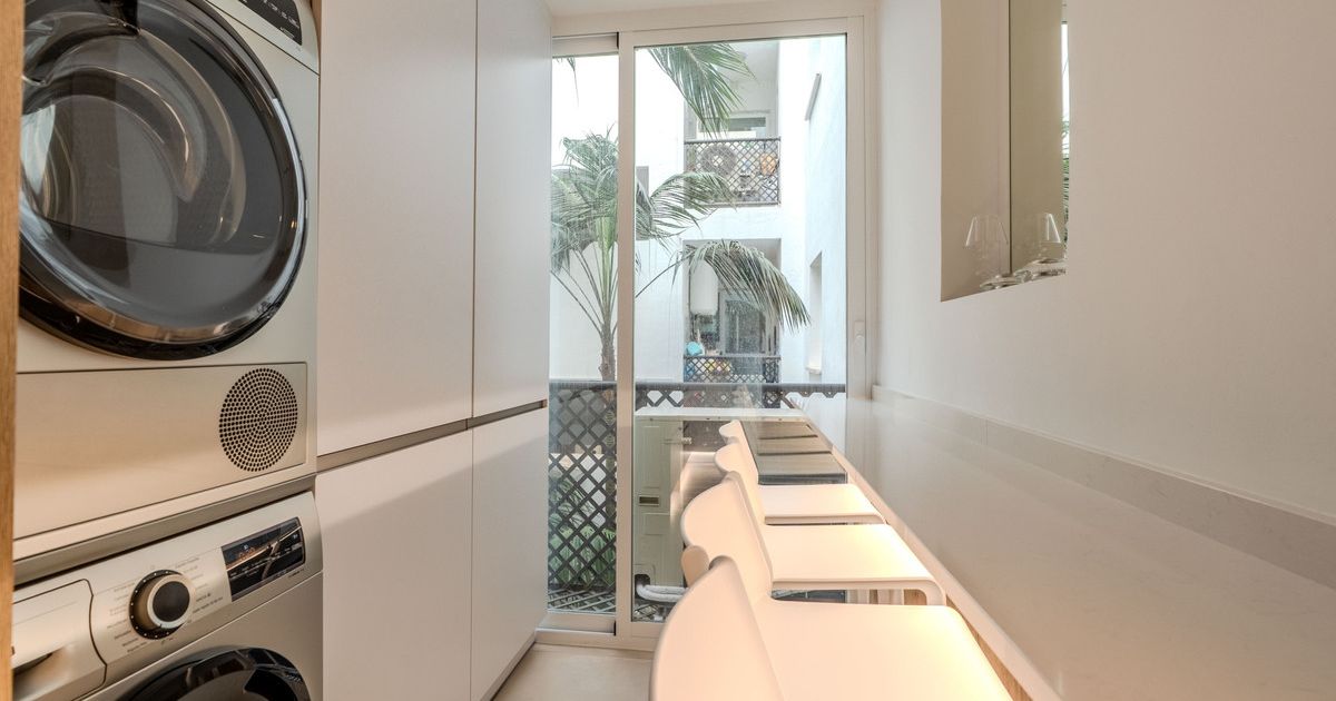 Appartement op de middelste verdieping in Puerto Banús, Puerto Banús, 12/12