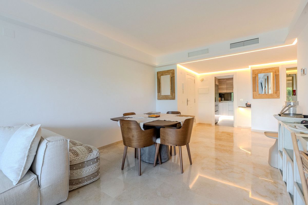 Appartement op de middelste verdieping in Puerto Banús, Puerto Banús, 9/12