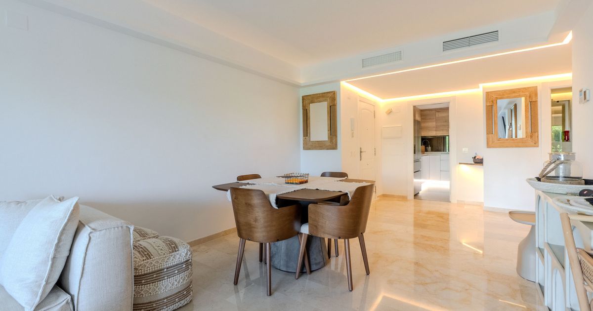 Appartement op de middelste verdieping in Puerto Banús, Puerto Banús, 9/12