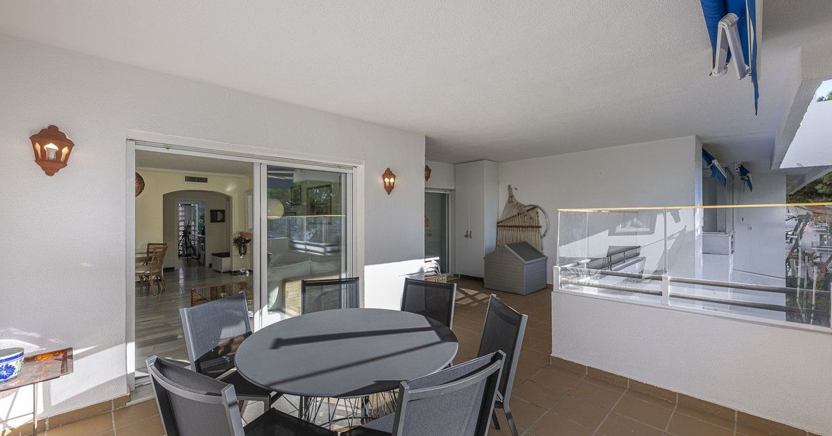 Квартира на среднем этаже в Puerto Banús, Puerto Banús, 5/12