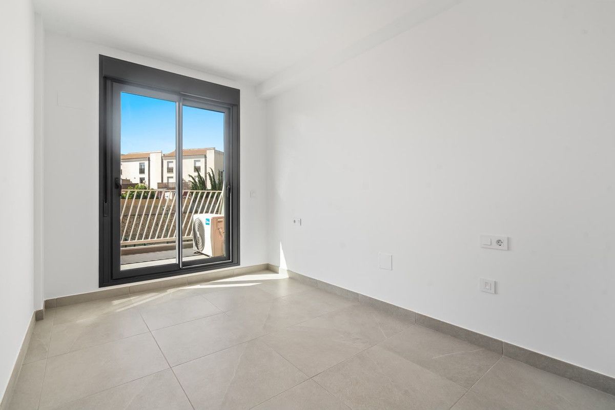Квартира на среднем этаже в Mijas, Mijas, 9/12