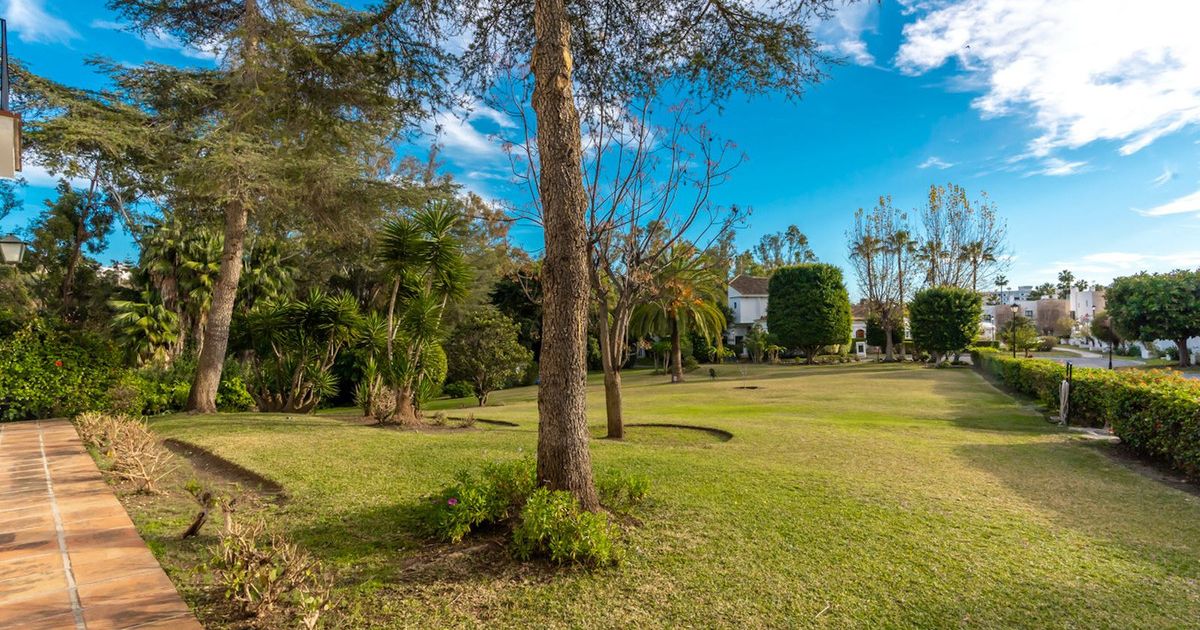 Apartamento en Planta Baja en Nueva Andalucía, Nueva Andalucía, 3/12