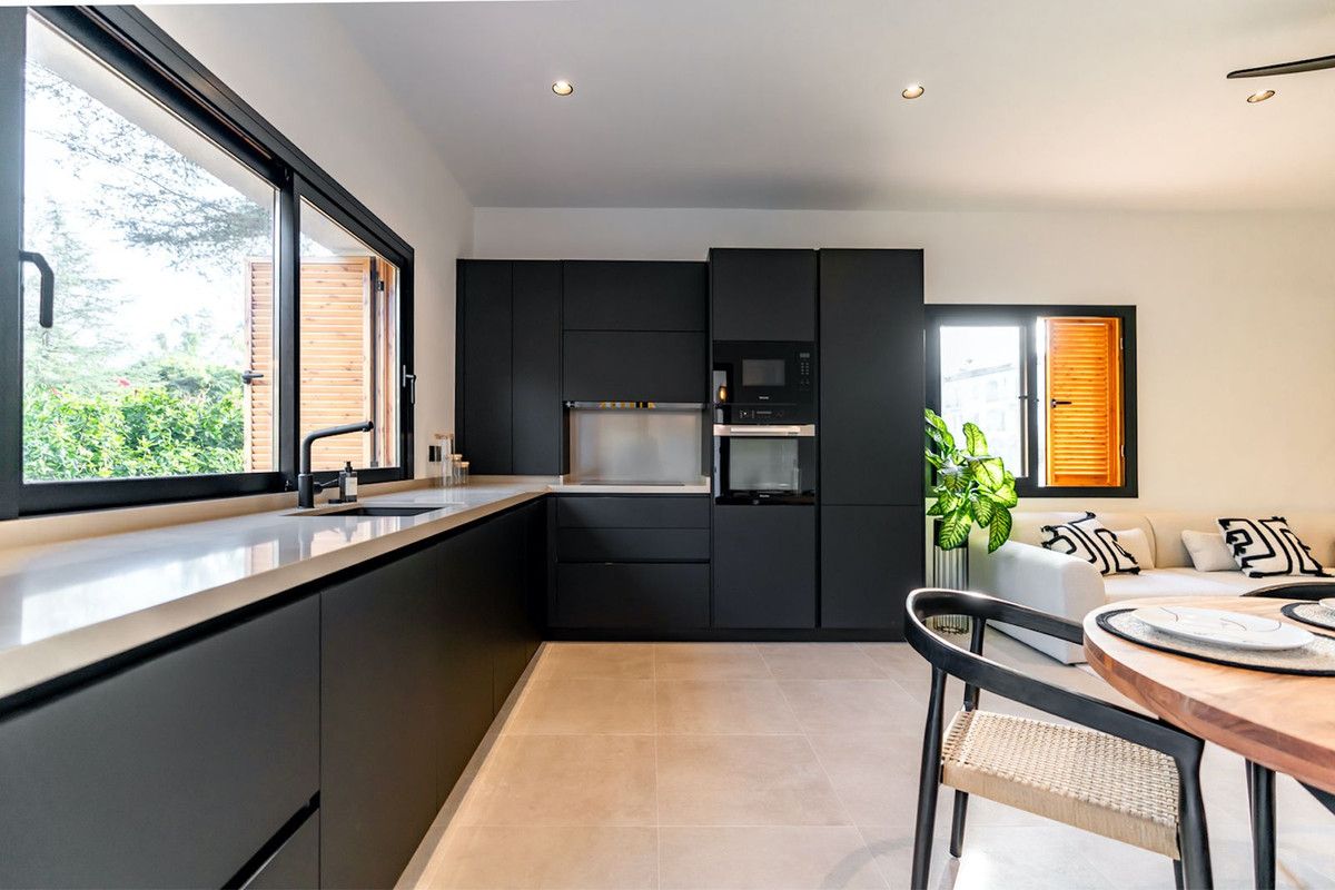 Apartamento en Planta Baja en Nueva Andalucía, Nueva Andalucía, 6/12