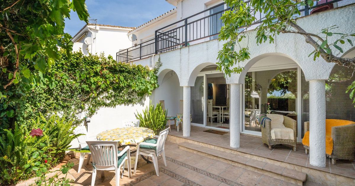 Maison de ville à Costabella, Costabella, 1/12