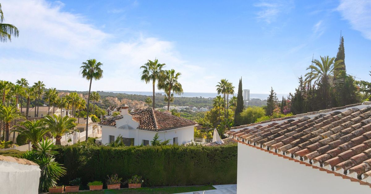 Villa independiente en Elviria, Elviria, 2/12