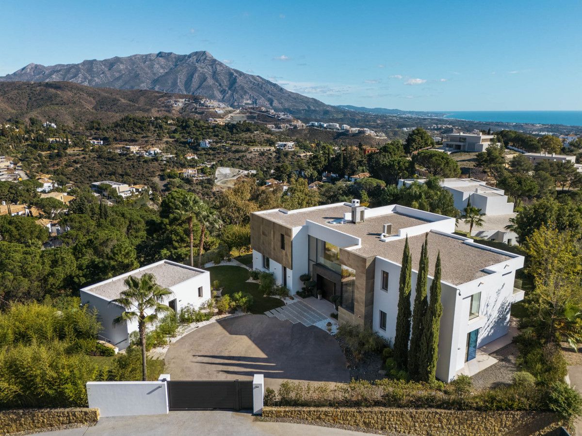 Detached Villa in El Madroñal, El Madroñal, 4/12