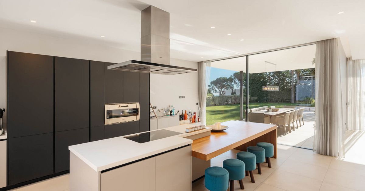 Detached Villa in El Madroñal, El Madroñal, 9/12