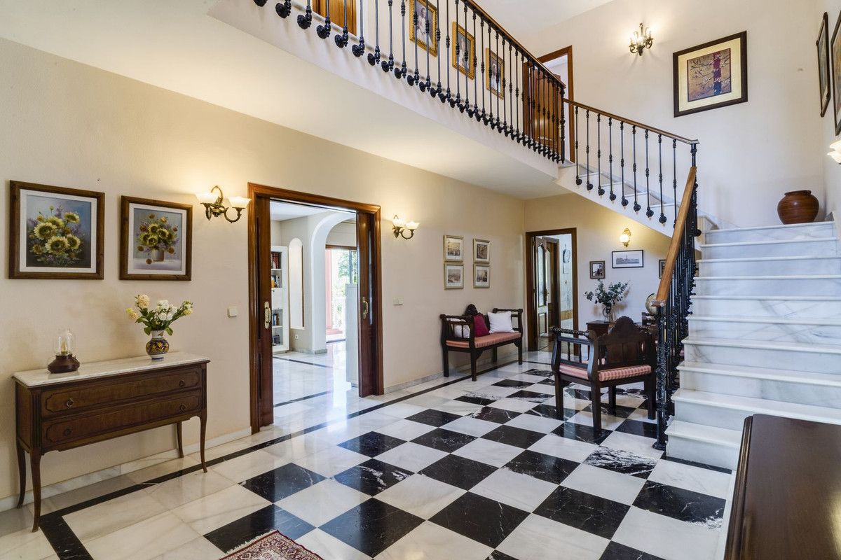 Detached Villa in Marbella, Marbella, 11/12