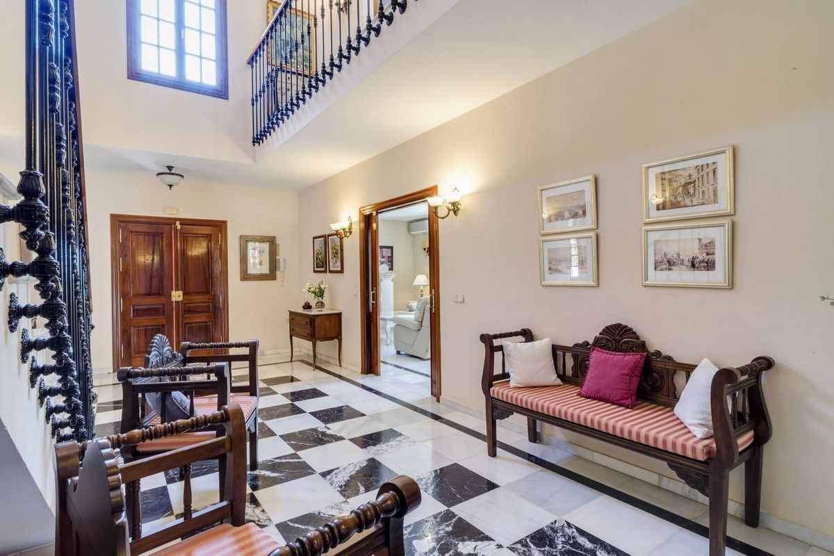 Detached Villa in Marbella, Marbella, 10/12