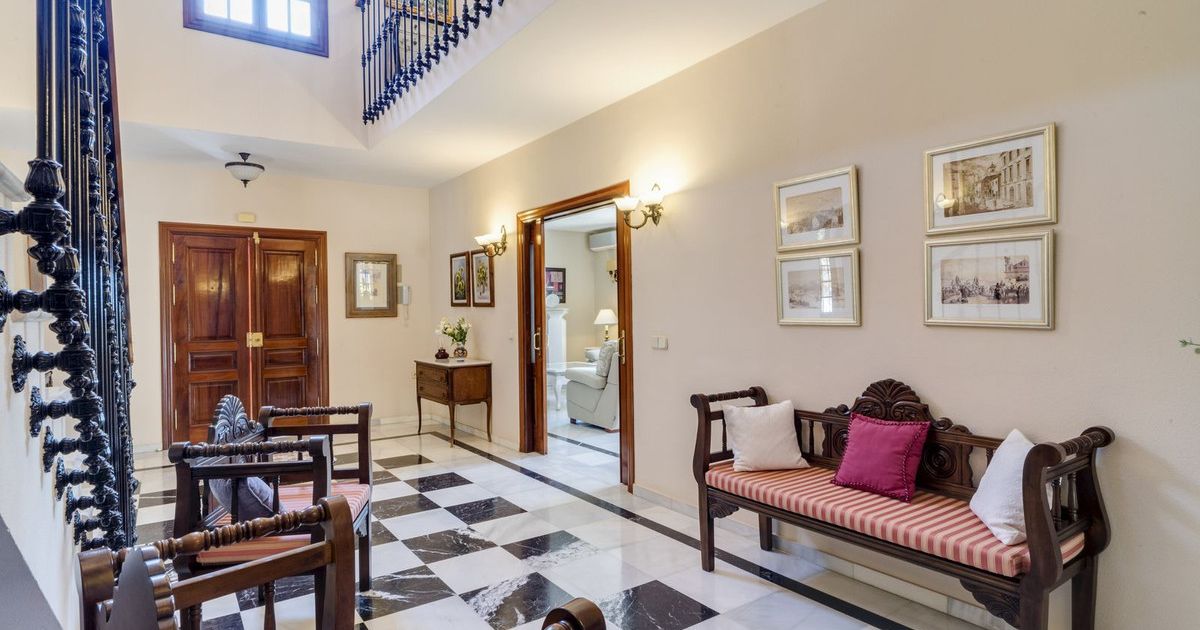 Freistehende Villa in Marbella, Marbella, 10/12