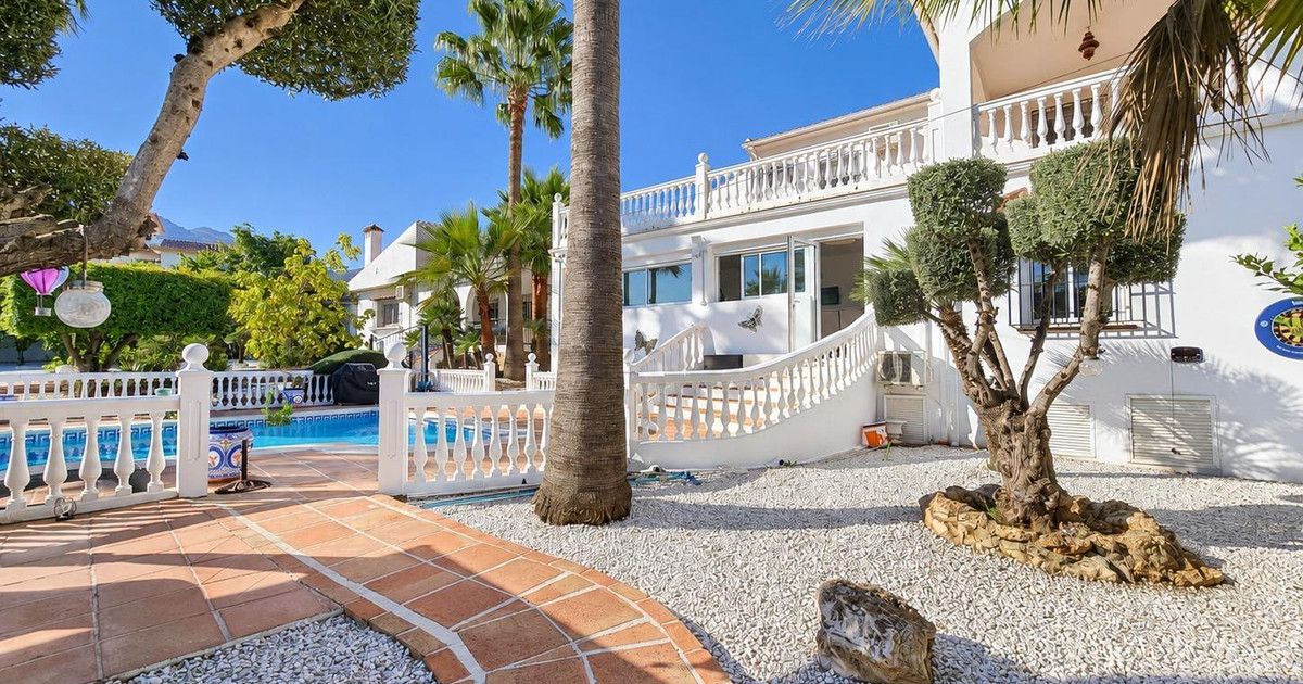 Villa independiente en Alhaurín de la Torre, Alhaurín de la Torre, 2/12