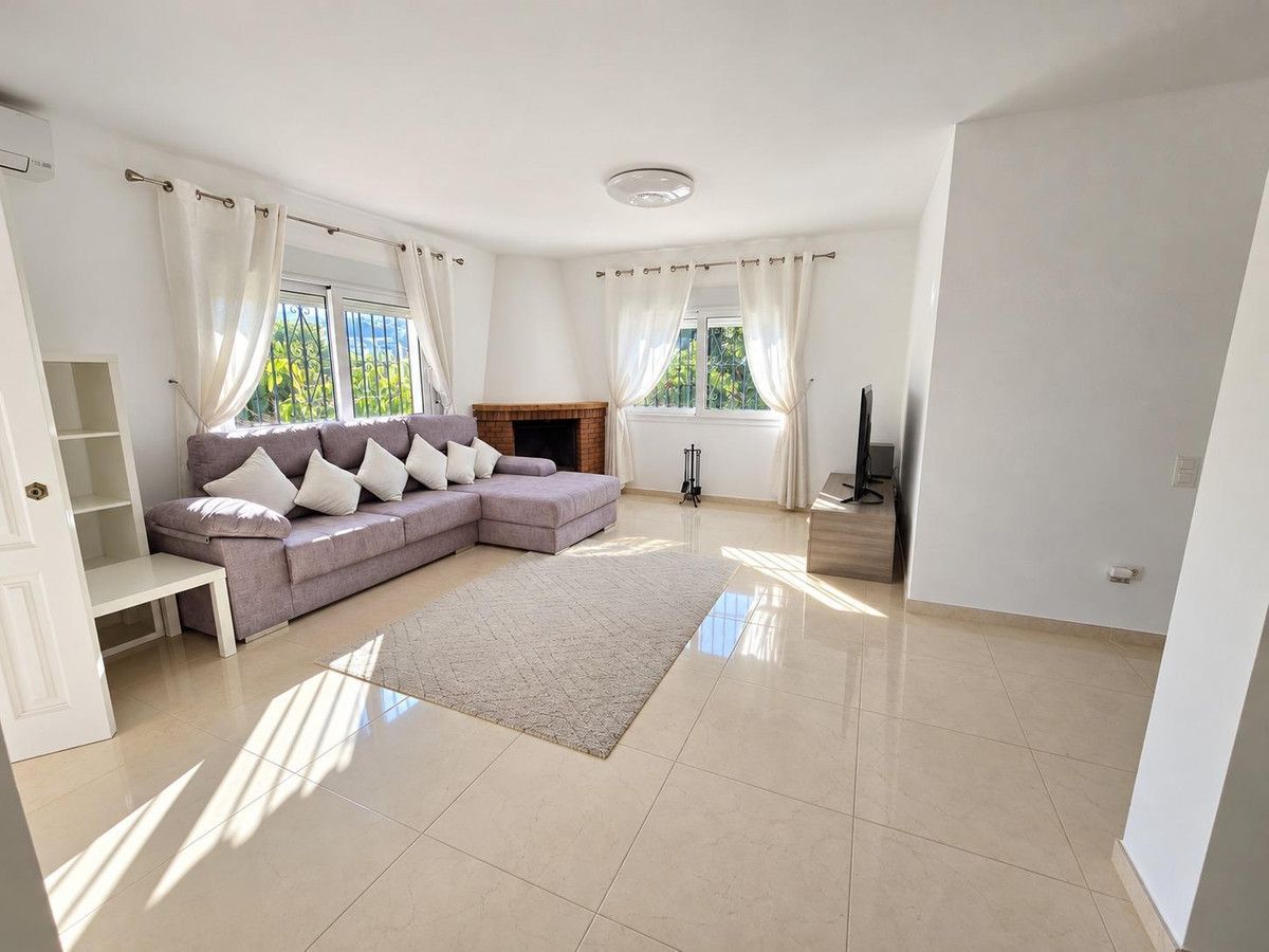 Villa independiente en Alhaurín de la Torre, Alhaurín de la Torre, 11/12