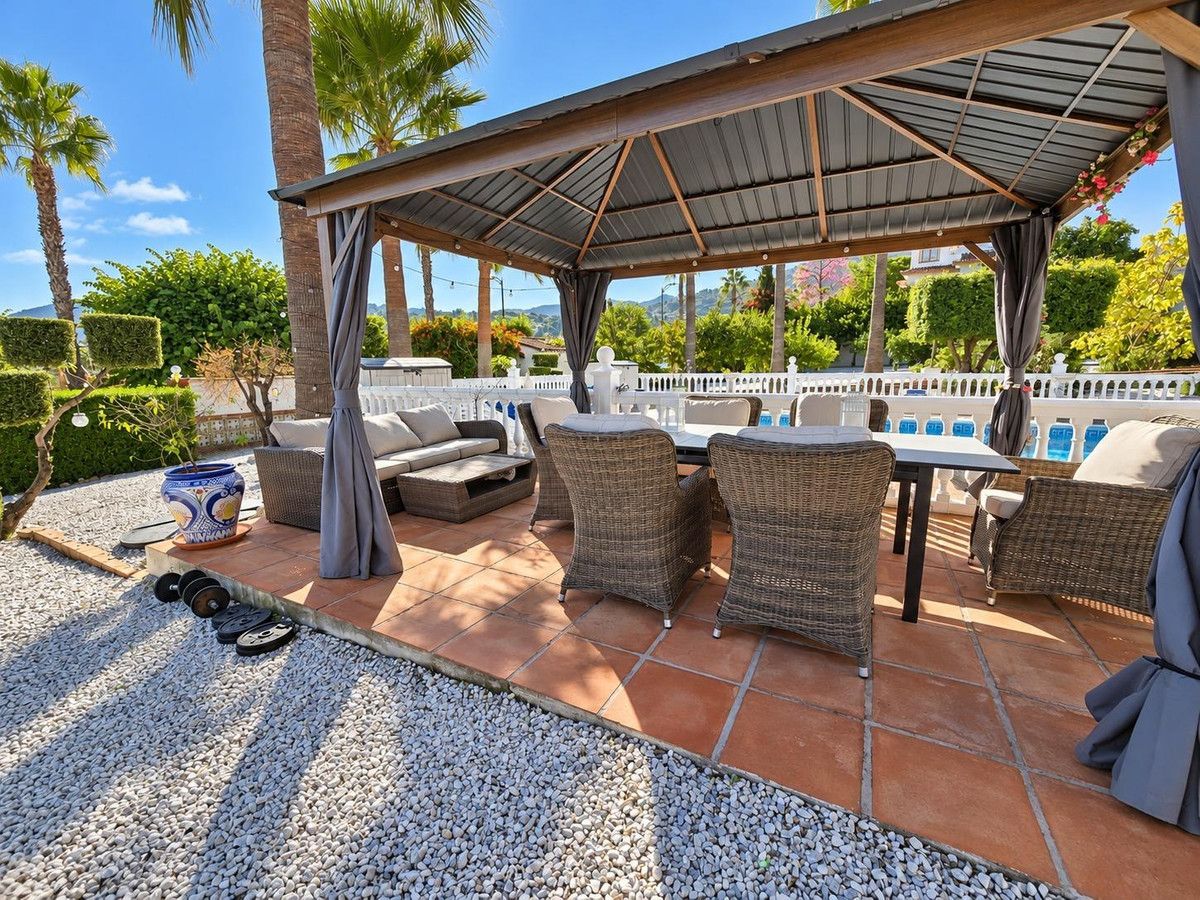 Villa independiente en Alhaurín de la Torre, Alhaurín de la Torre, 6/12