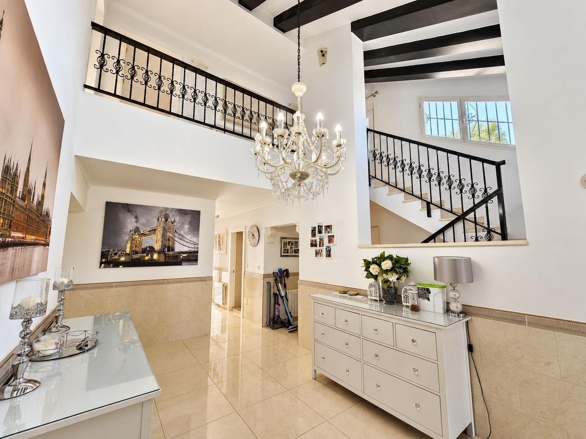 Villa independiente en Alhaurín de la Torre, Alhaurín de la Torre, 8/12
