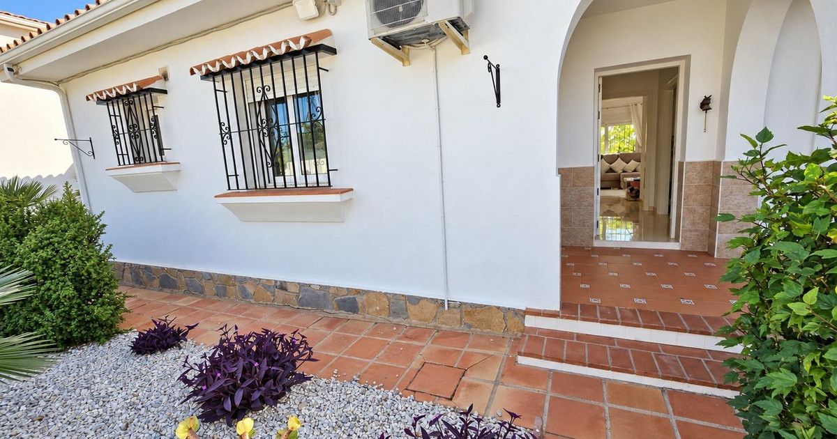 Villa independiente en Alhaurín de la Torre, Alhaurín de la Torre, 9/12