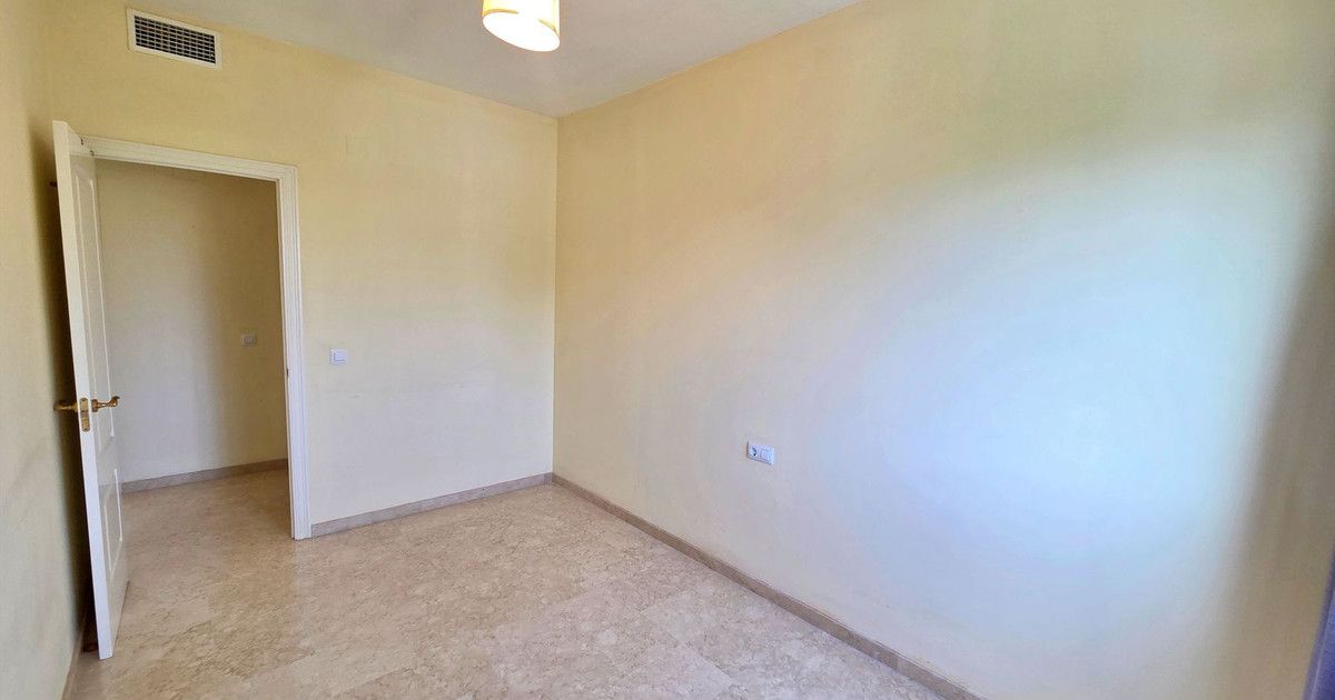 Middle Floor Apartment in Costalita, Costalita, 12/12