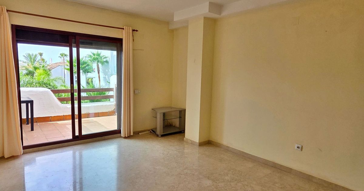 Middle Floor Apartment in Costalita, Costalita, 4/12