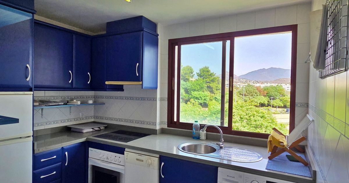 Middle Floor Apartment in Costalita, Costalita, 6/12