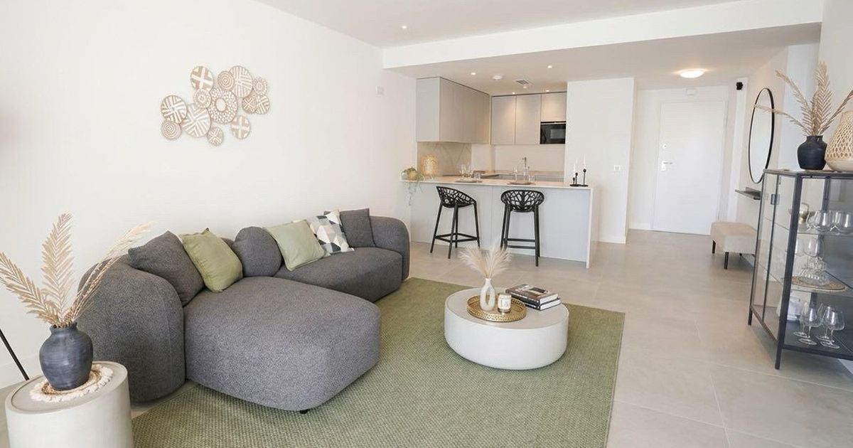 Middle Floor Apartment in Higueron, Higueron, 11/12