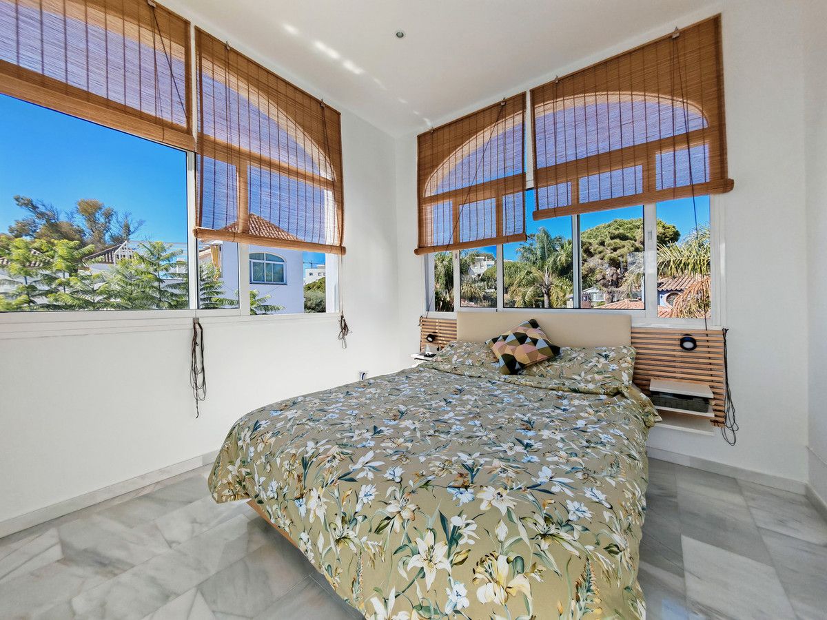 Duplex-Penthouse in Costabella, Costabella, 9/12