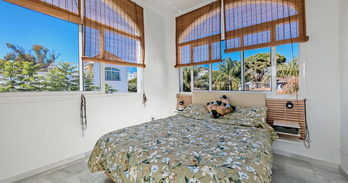 Duplex-Penthouse in Costabella, Costabella, 9/12