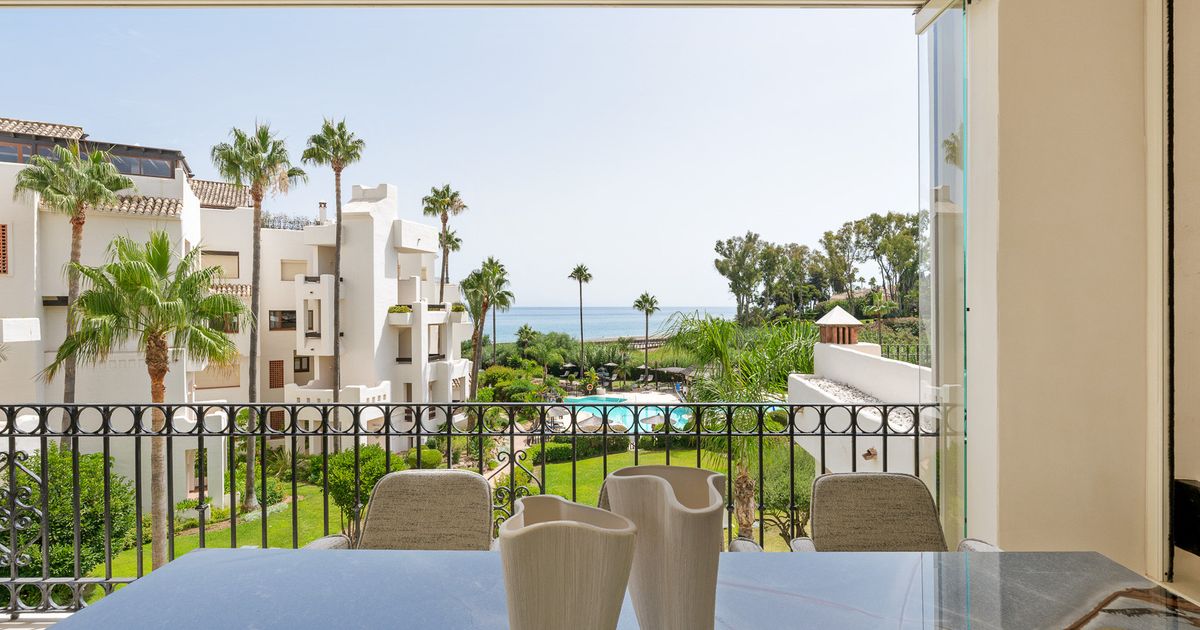 Apartment in Estepona, Bahía del Velerín, Estepona, 7/12