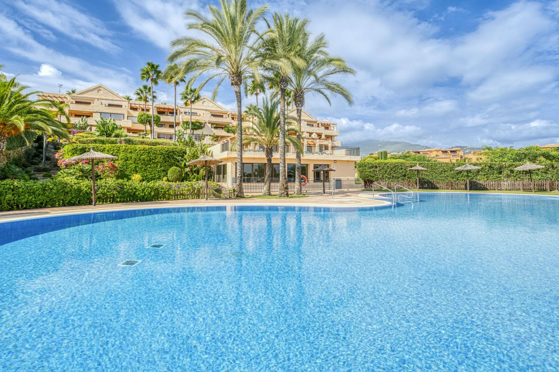 Markplanslägenhet i Benahavis, Las lomas del Conde Luque, Benahavis, 1/12