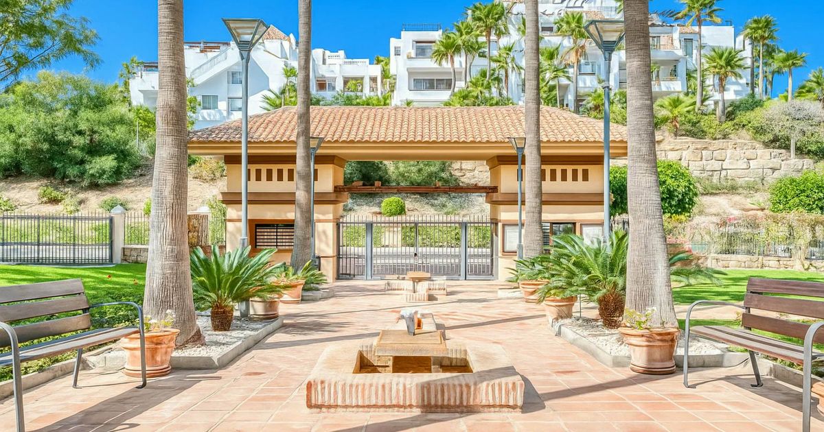 Markplanslägenhet i Benahavis, Las lomas del Conde Luque, Benahavis, 10/12