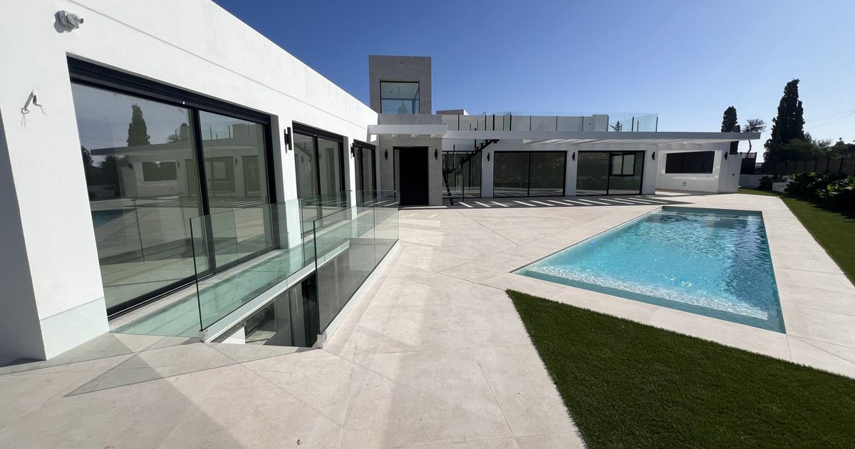 Fristående villa i El Chaparral, El Chaparral, 6/12